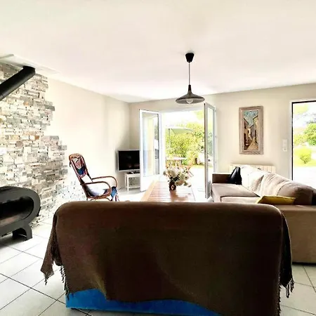 Location Maison Saisonniere 4 A 6 Pers Holiday home *