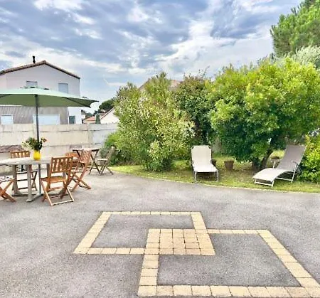 Location Maison Saisonniere 4 A 6 Pers * Prefailles