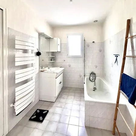 Location Maison Saisonniere 4 A 6 Pers Prefailles